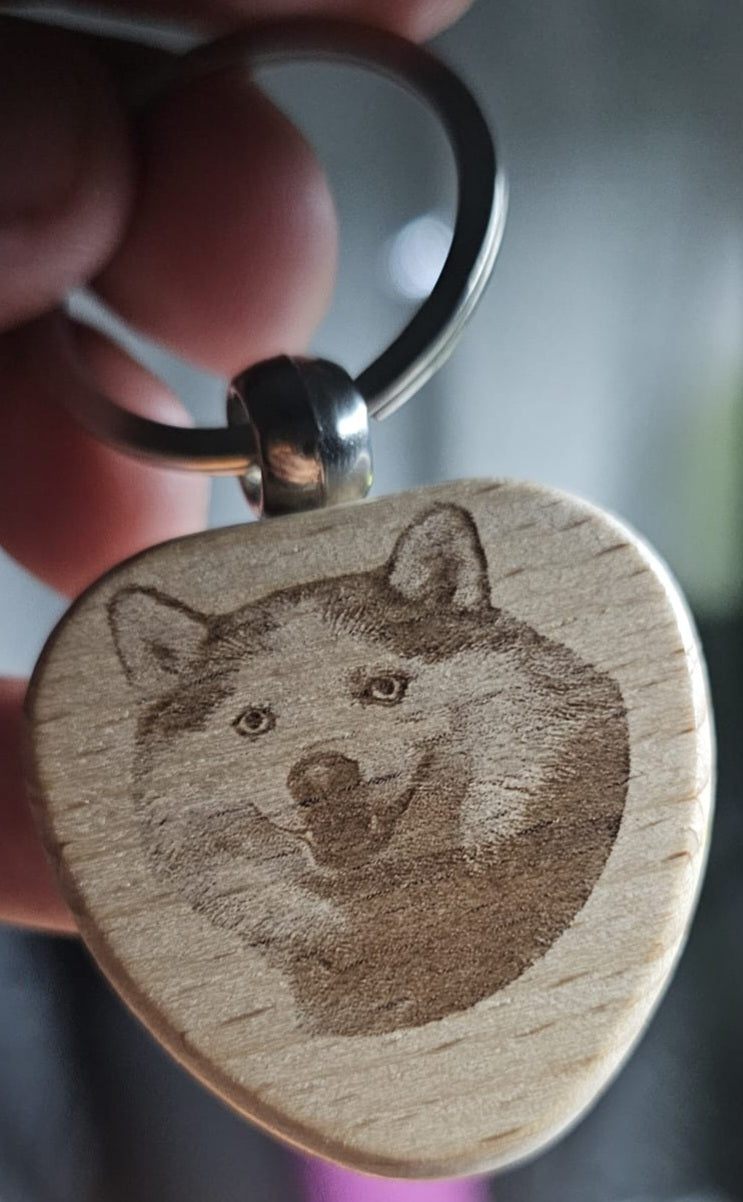 porte-clés bois rond,coeur,ovale ou rectangulaire
